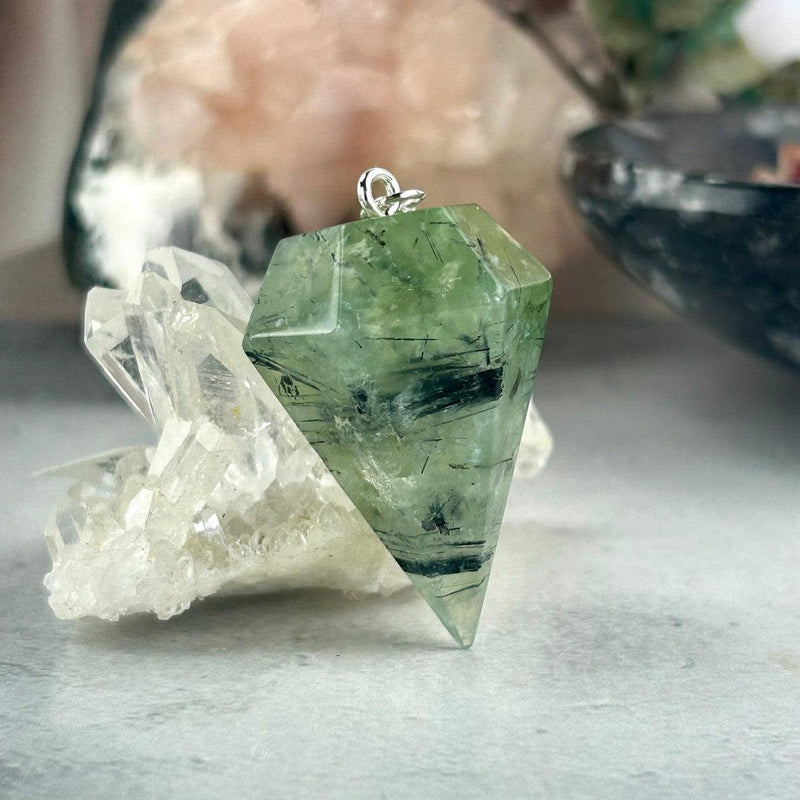 Green Crystal Pendulum