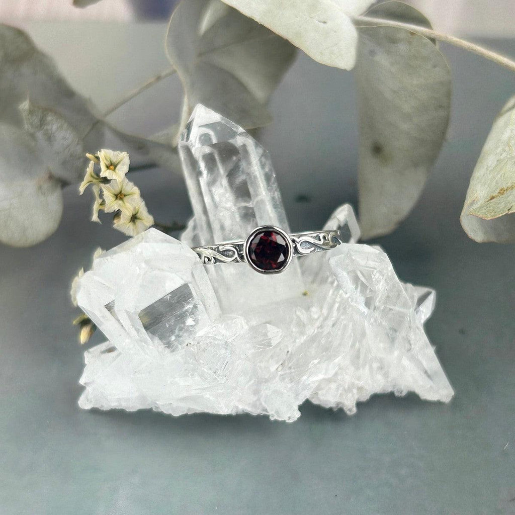Garnet Filigree Band Ring