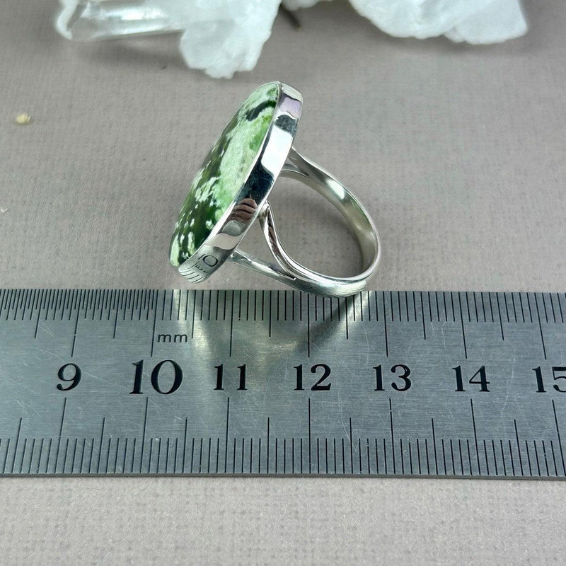 Green Chalcedony Circle Ring