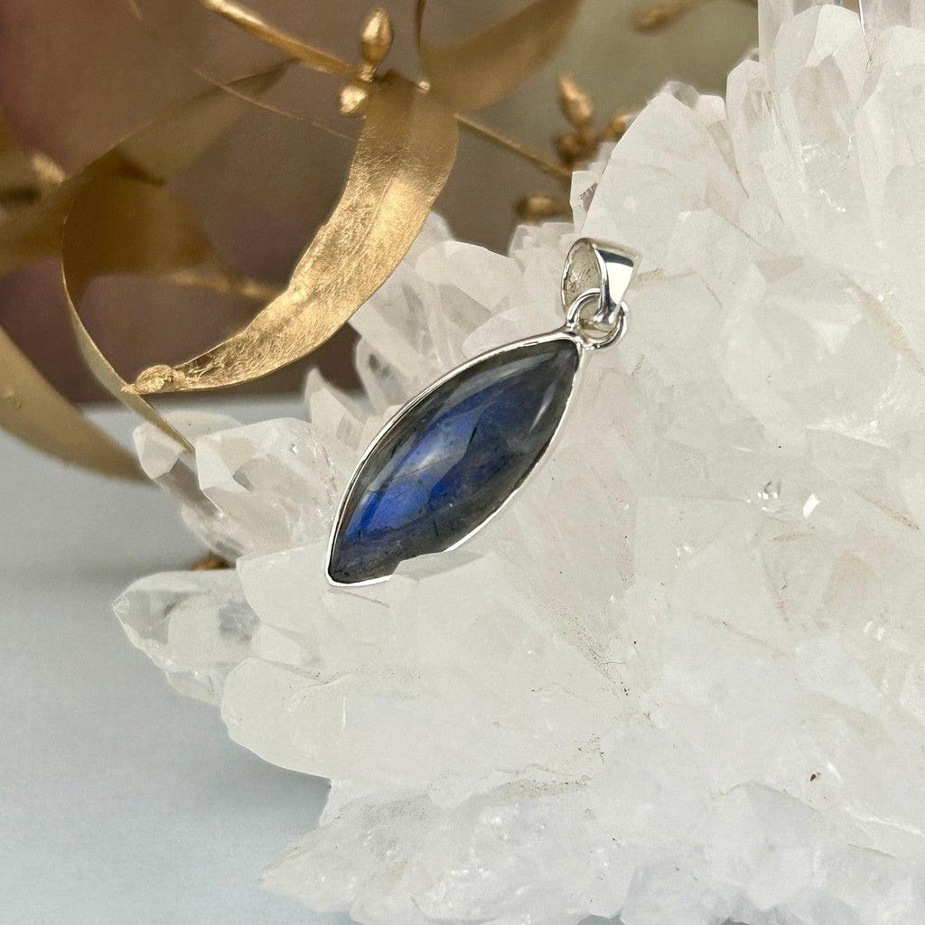 Blue Labradorite Pendant