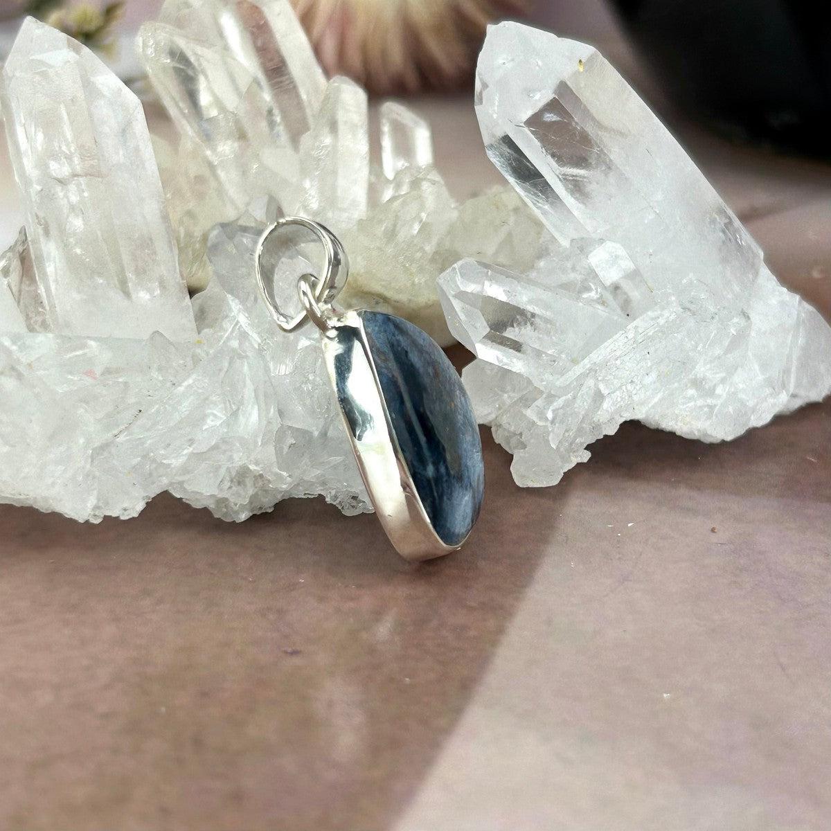 Unisex Crystal Pendant