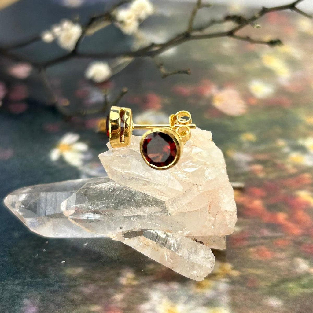 Brilliant Cut Garnet Gold Studs
