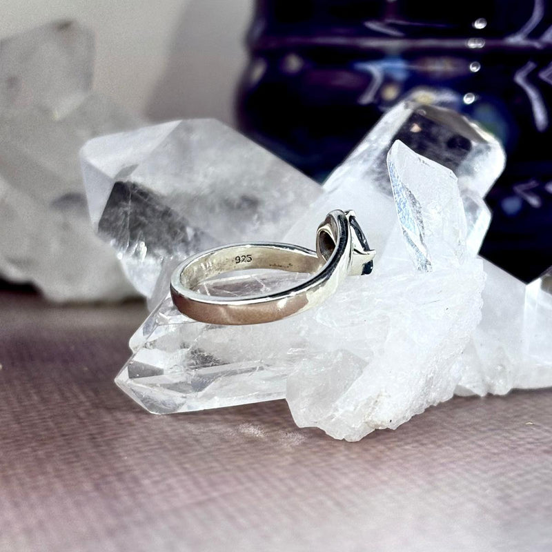 Oval Cut Sapphire Ring