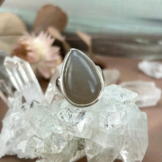Grey Cat’s Eye Moonstone Teardrop Ring