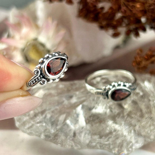 Garnet Side Teardrop Ornate Ring