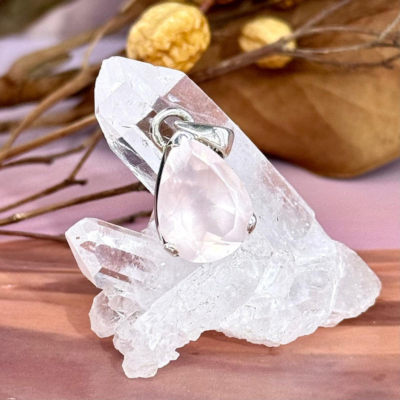 Rose Quartz Teardrop Pendant