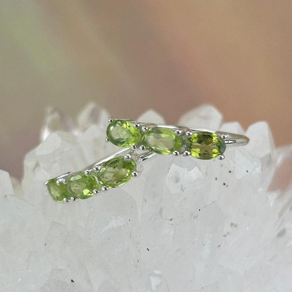 Classic Peridot Ring