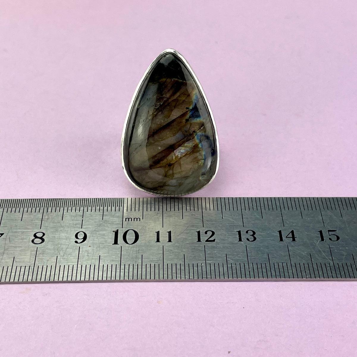 Violet Flash Labradorite Ring