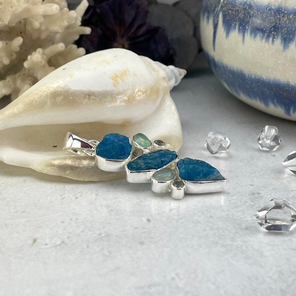 Three Stone Mix Jewellery