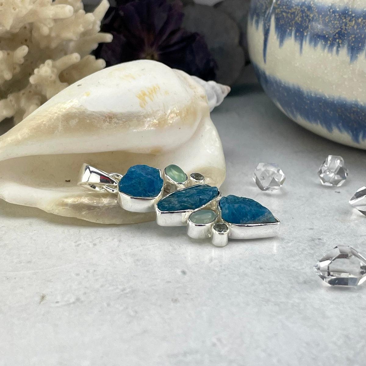 Three Stone Mix Jewellery