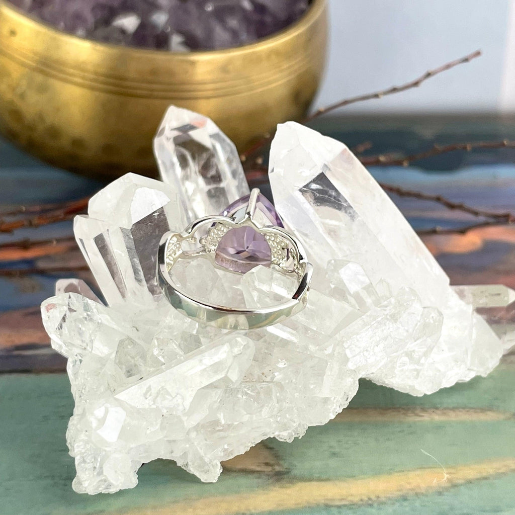 Scroll Band Amethyst Ring