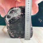 Crystal Freeform Boulder