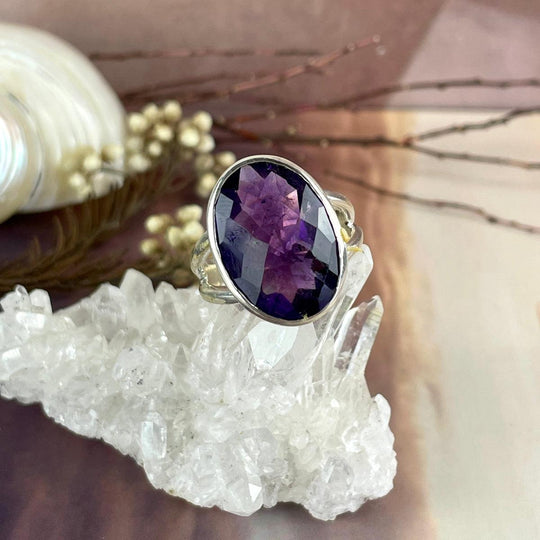 Amethyst Oval Ring
