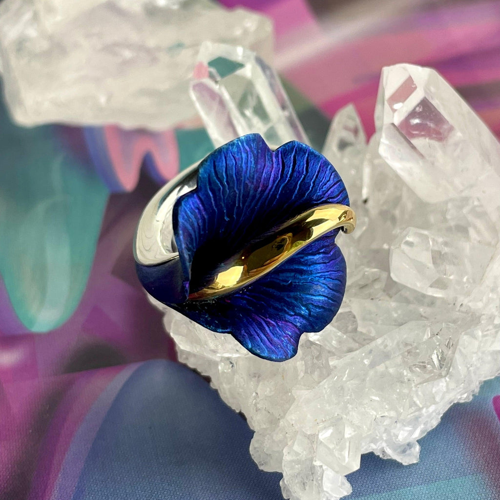 Titanium Flower Ring