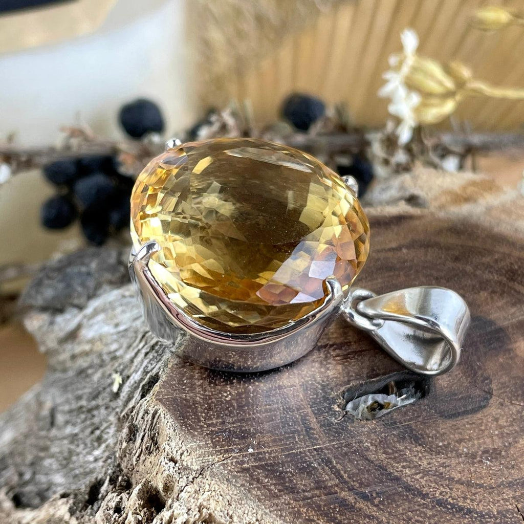 Round Cut Citrine Pendant