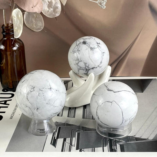 Howlite Crystal Balls 4.5-5.5cm