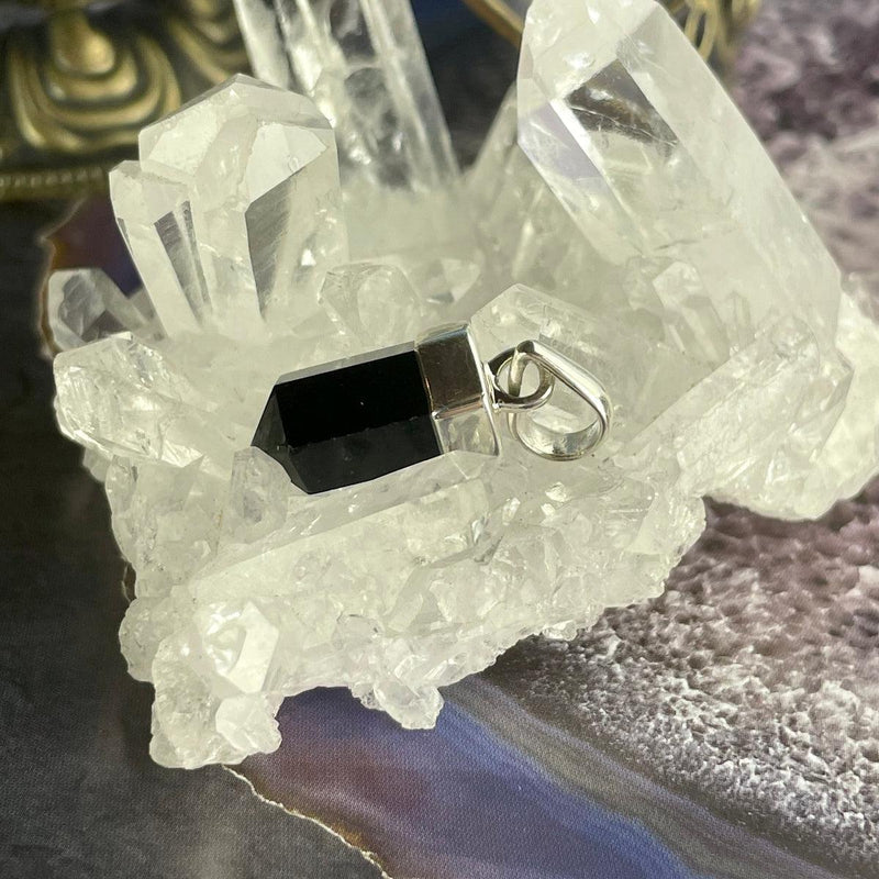 Onyx Crystal Point Pendant