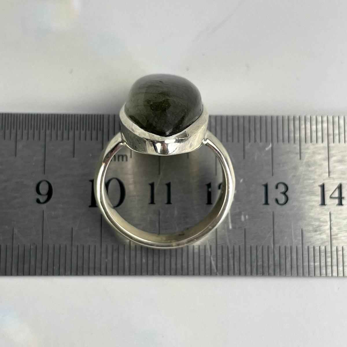 Large Crystal Ring