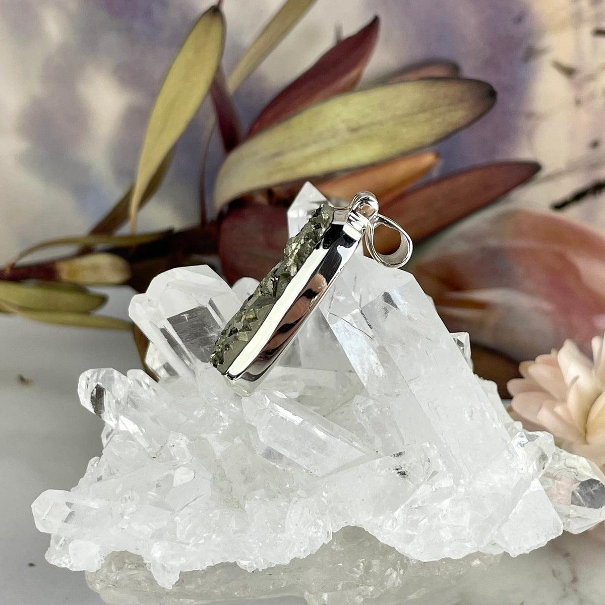 Connection Crystal