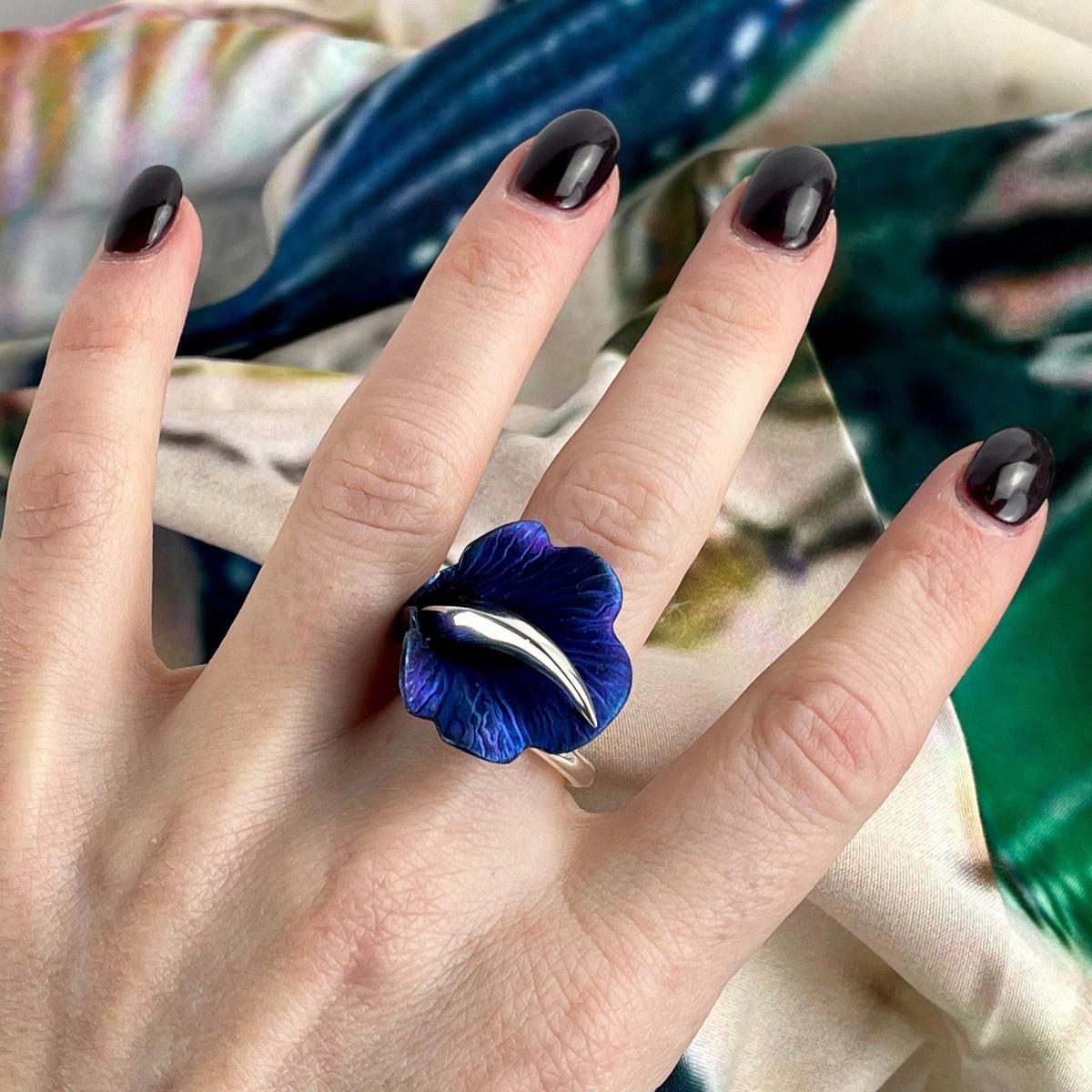 Lily Ring