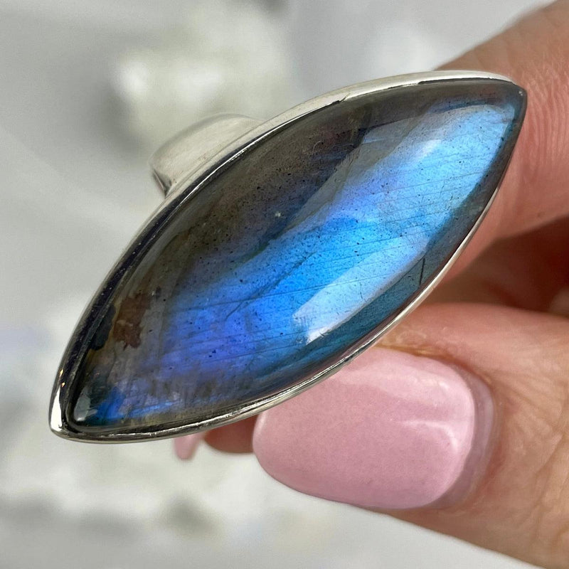 Pointed Oval Labradorite Ring