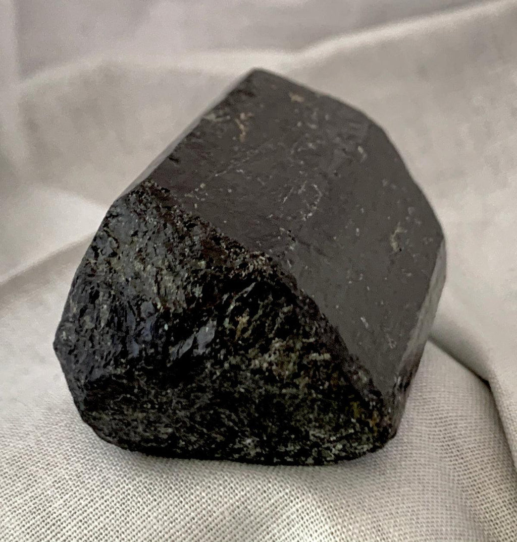 Grounding Crystal