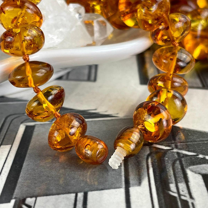 Amber necklace to buy in the AMBER HEART online store. Buy amber beads