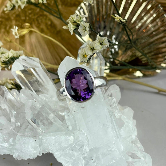 Amethyst Oval Cut Ring