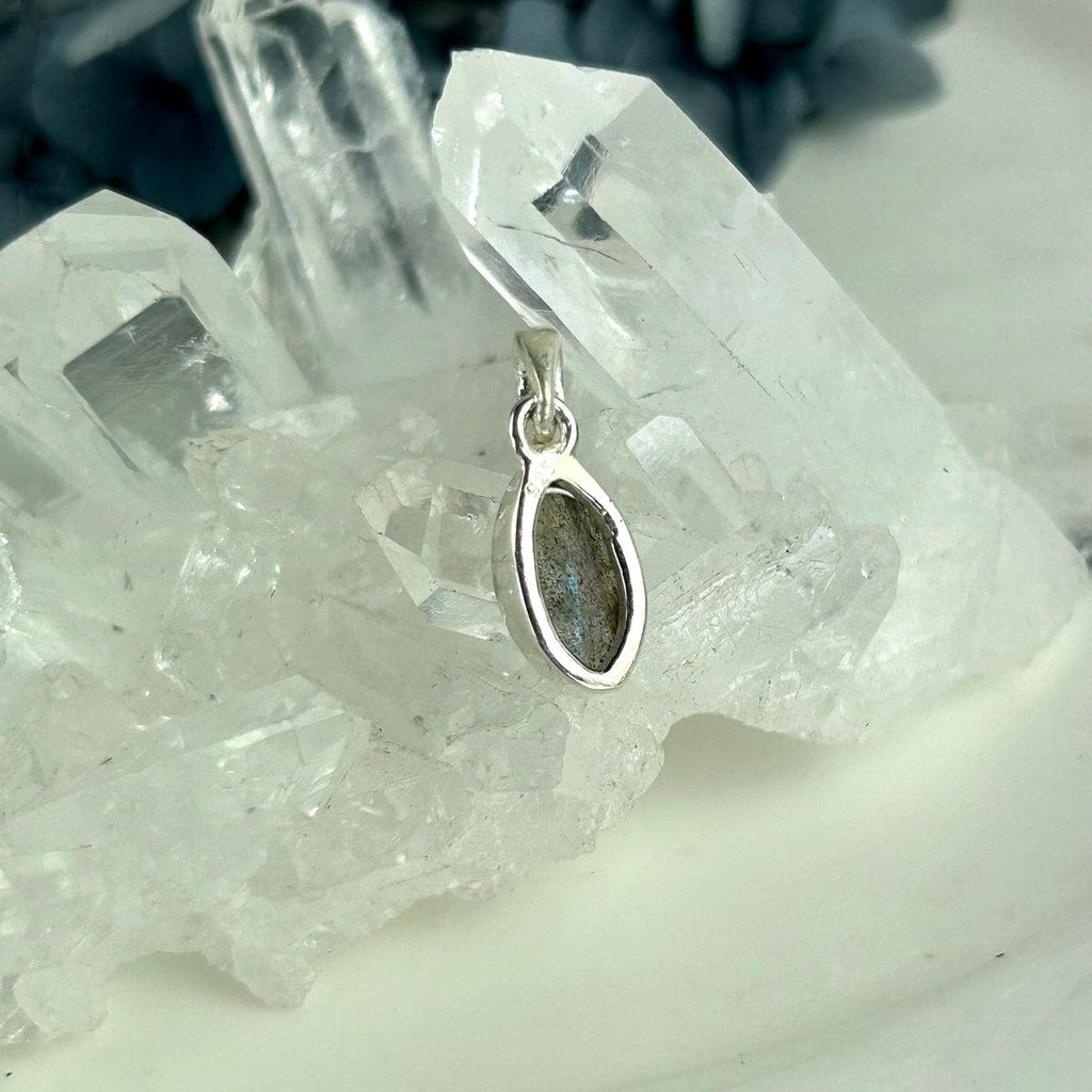 Tiny Labradorite Pendant