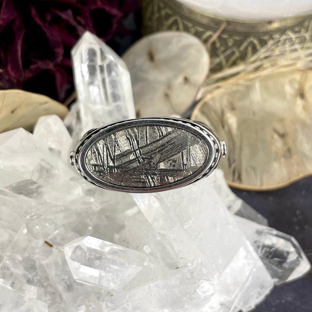 Unique Ring