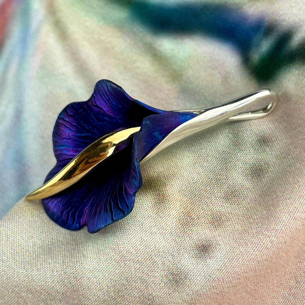 Lily Pendant