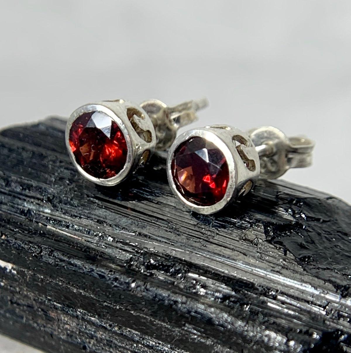 Round Garnet Sterling Silver Studs