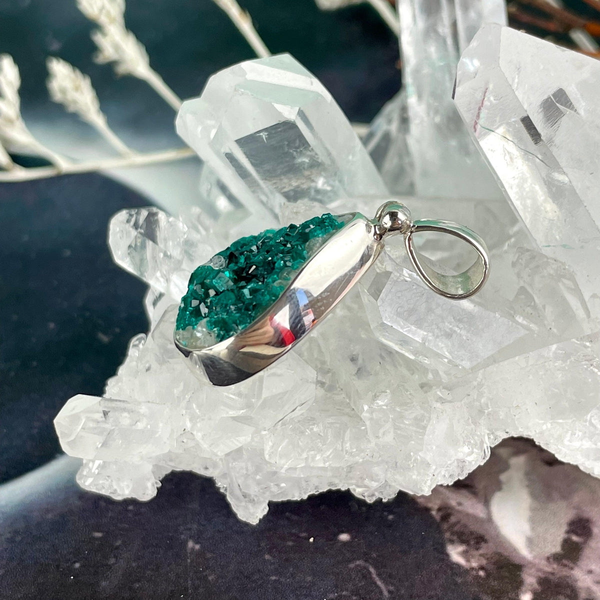 Green And White Crystal Pendant