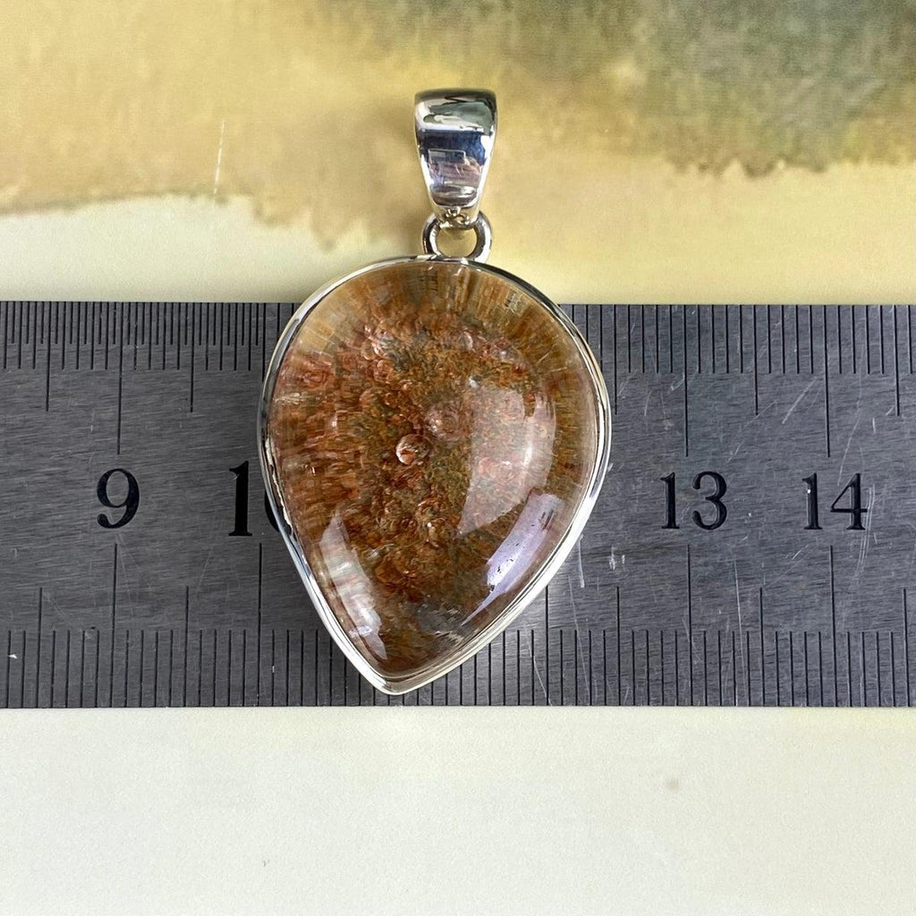Landscape Quartz Teardrop Pendant