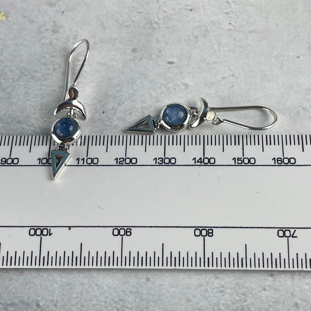 Kyanite 