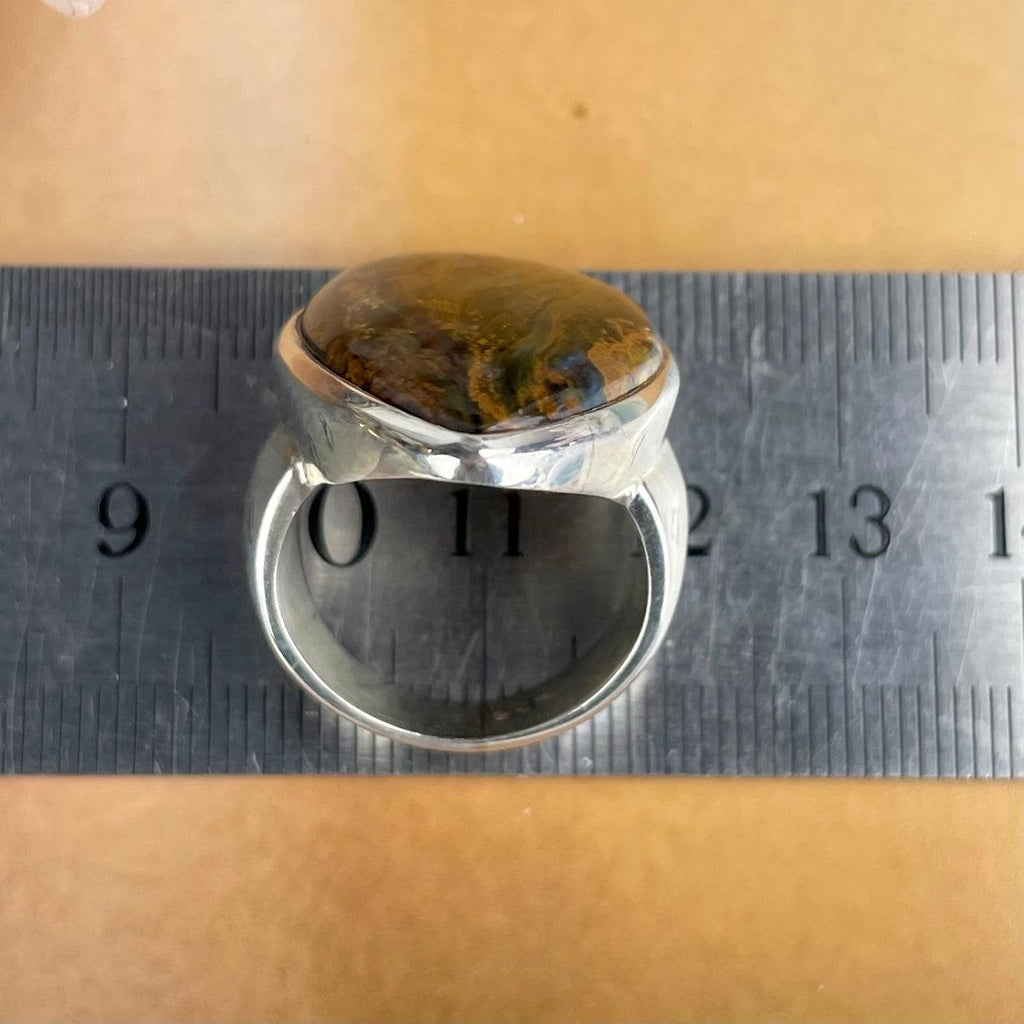 Hawk's Eye Crystal Ring