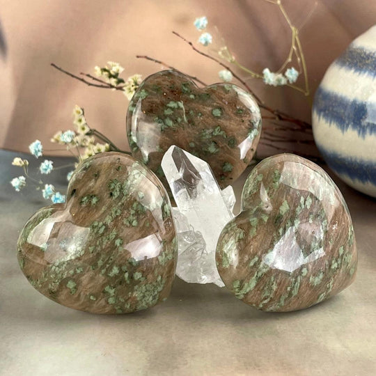 Nunderite Crystal Hearts 4.5cm