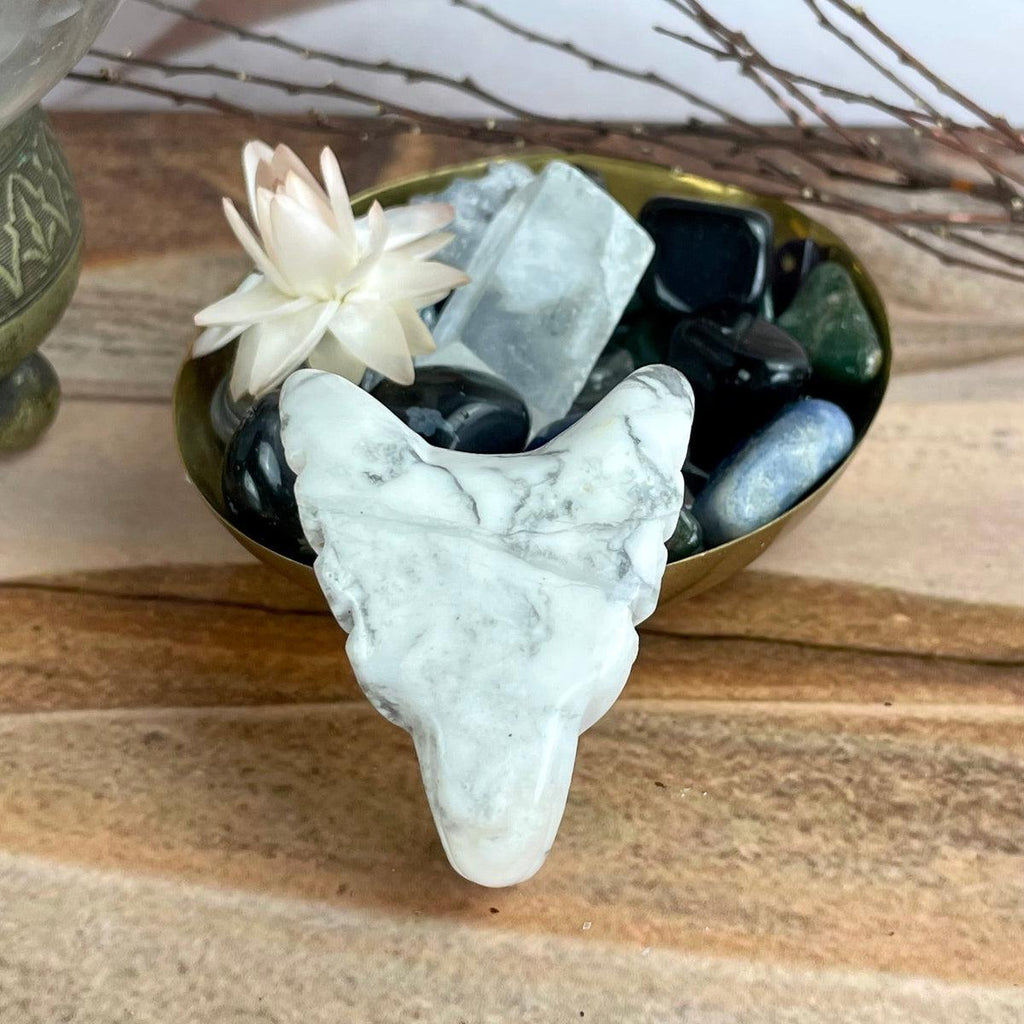 Howlite Wolf Carving