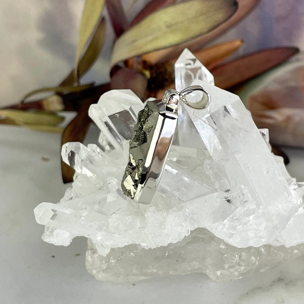 Money Magnet Crystal Pendant
