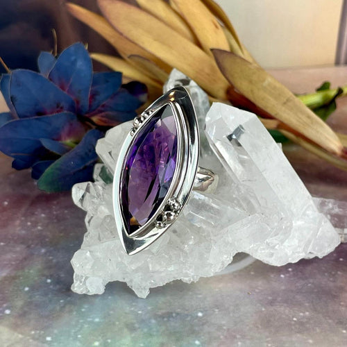 Modern Amethyst Ring