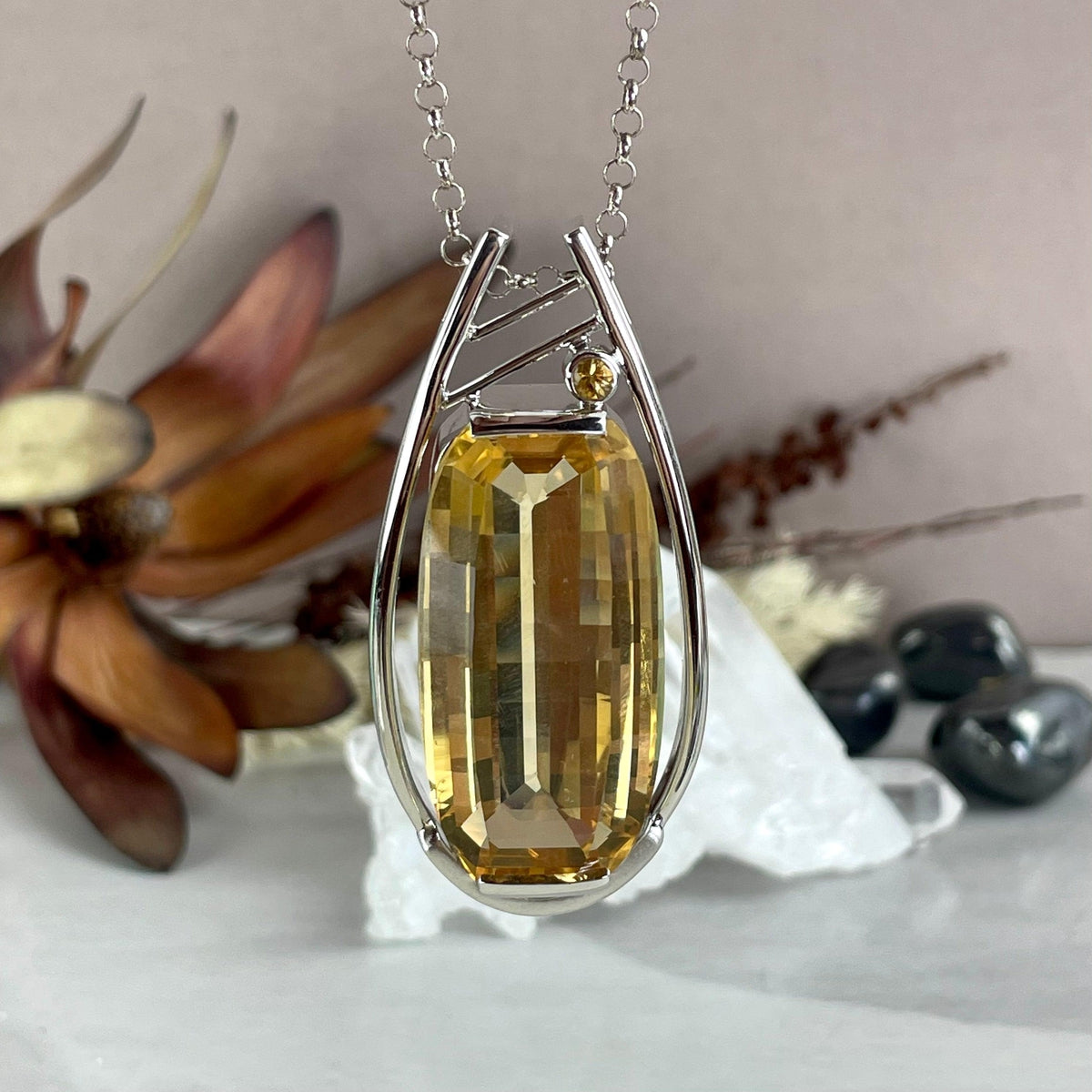 Janusz Szkutnik Pendant