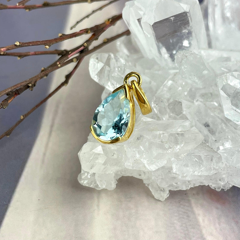 Blue Gemstone Gold Pendant