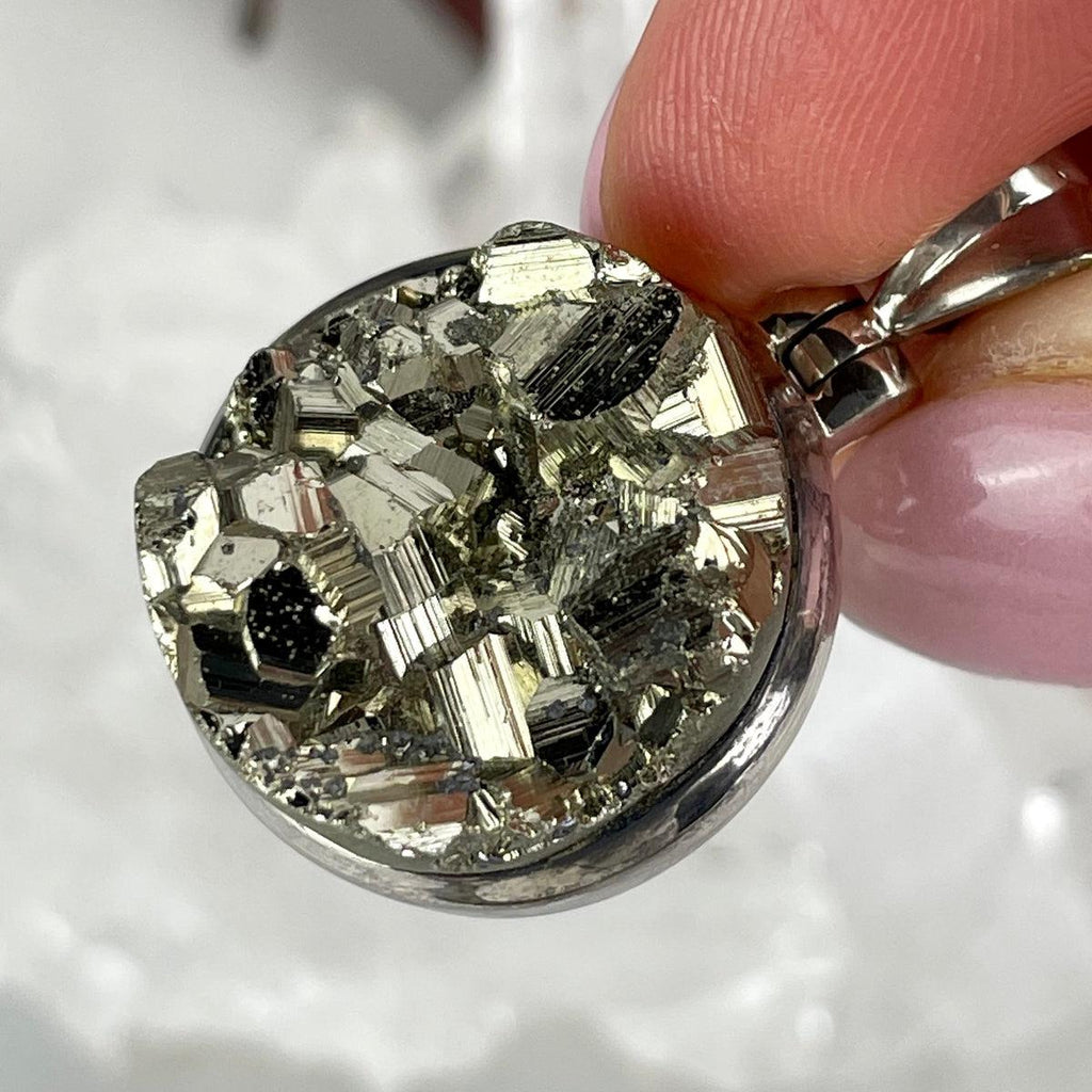 Grounding Crystal For Women