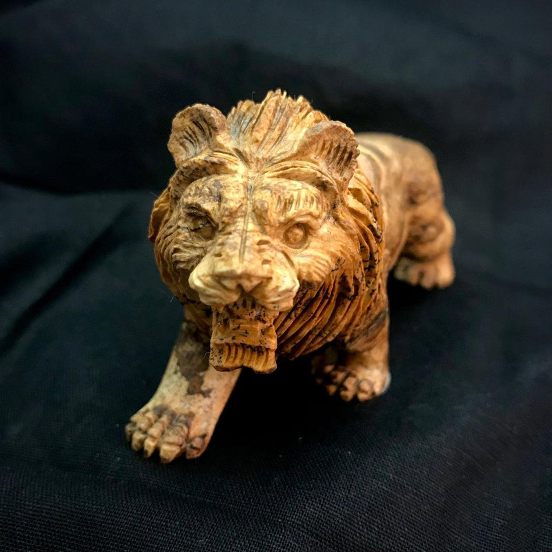Lion Gemstone Carving