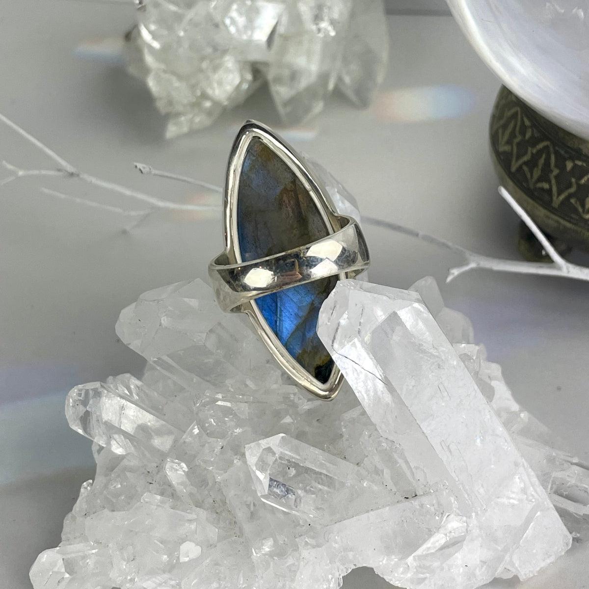 Eye Shape Labradorite Ring