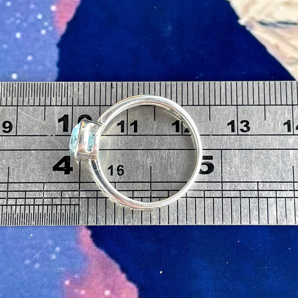 Detailed Silver Band Crystal 