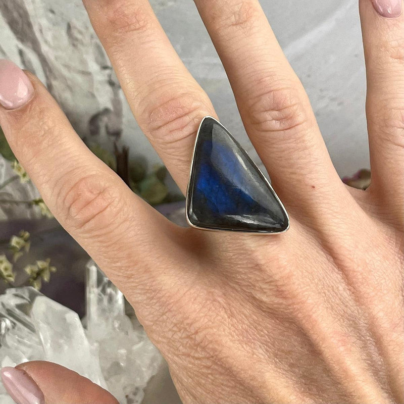 Bright Blue Labradorite Ring