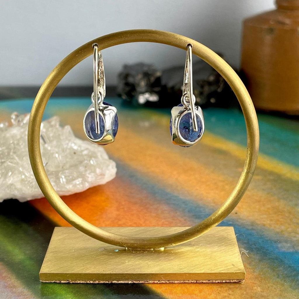 Throat Chakra Stimulating Crystal