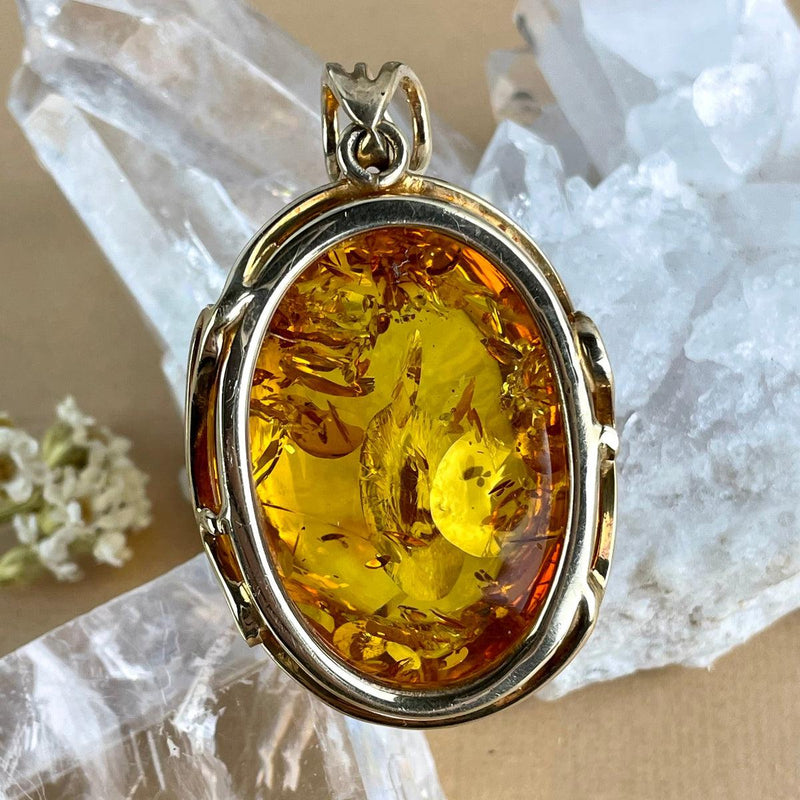 Large Oval Amber Gold Pendant