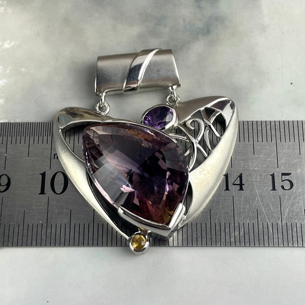 Contemporary Australian Jewellery